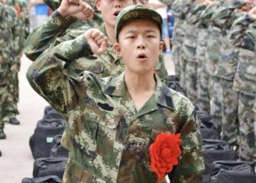 当兵女的吃瓜视频真实,揭秘当兵女兵的军旅生活点滴