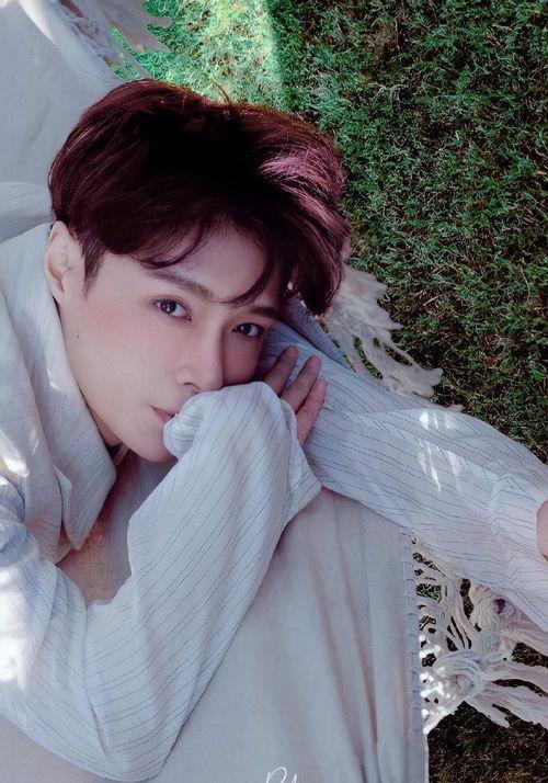 张艺兴吃瓜网友视频下载,网友争相下载热议不断