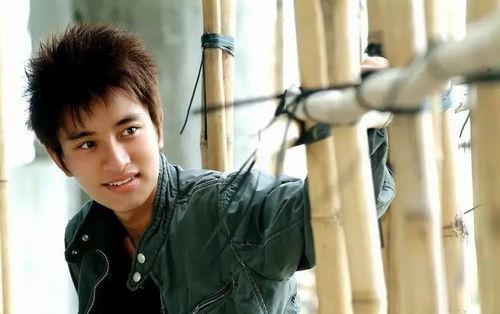 贾乃亮吃瓜现场视频大全